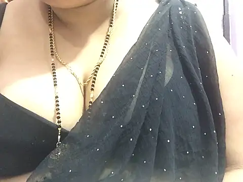 Snapshot of Desi_bhabhiii chatting on February 2025 09:15:01 AM Desi bhabhiii online show from February 2025 09:15:01 AM