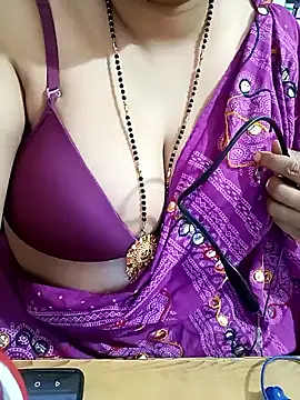 Snapshot of Desi_bhabhiii chatting on March 2025 07:26:01 AM Desi bhabhiii online show from March 2025 07:26:01 AM