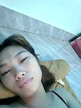 Lonalysexy online show from May 2026 06:18:02 AM