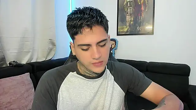 Snapshot of mad_maxxx2 chatting on February 2025 12:45:02 PM mad maxxx2 online show from February 2025 12:45:02 PM