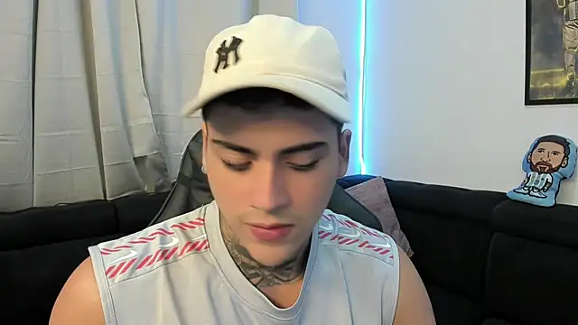 Snapshot of mad_maxxx2 chatting on February 2025 10:11:02 PM mad maxxx2 online show from February 2025 10:11:02 PM