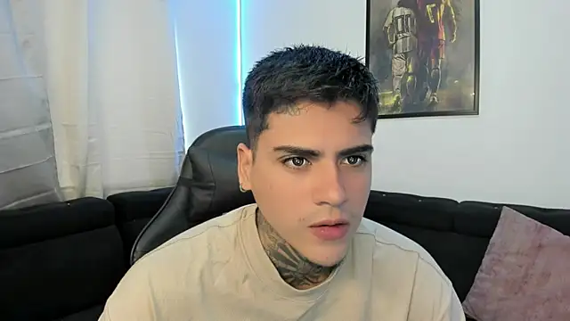 Snapshot of mad_maxxx2 chatting on February 2025 01:53:02 PM mad maxxx2 online show from February 2025 01:53:02 PM