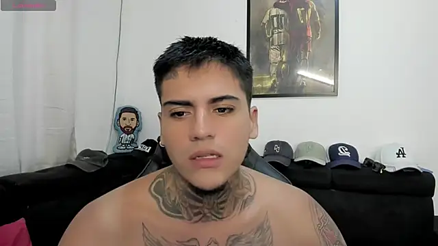 Snapshot of mad_maxxx2 chatting on November 2025 09:19:02 PM mad maxxx2 online show from November 2025 09:19:02 PM