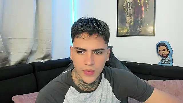 Snapshot of mad_maxxx2 chatting on February 2025 11:32:01 PM mad maxxx2 online show from February 2025 11:32:01 PM