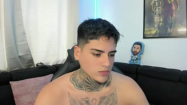 Snapshot of mad_maxxx2 chatting on February 2025 03:48:02 PM mad maxxx2 online show from February 2025 03:48:02 PM