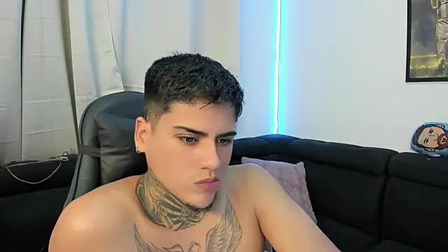 Snapshot of mad_maxxx2 chatting on February 2025 01:15:02 AM mad maxxx2 online show from February 2025 01:15:02 AM