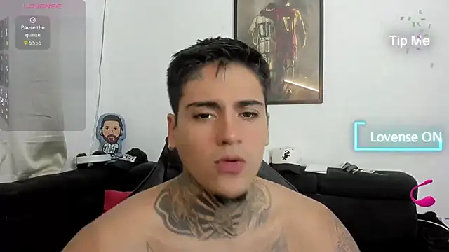 Snapshot of mad_maxxx2 chatting on November 2025 11:14:01 PM mad maxxx2 online show from November 2025 11:14:01 PM