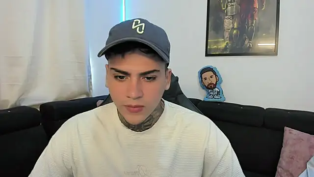 Snapshot of mad_maxxx2 chatting on March 2025 02:12:01 PM mad maxxx2 online show from March 2025 02:12:01 PM