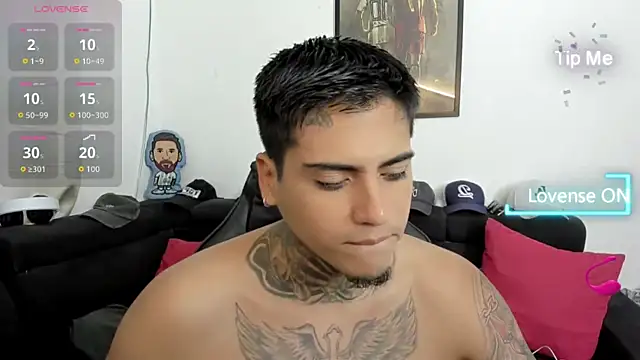 Snapshot of mad_maxxx2 chatting on November 2025 10:57:02 PM mad maxxx2 online show from November 2025 10:57:02 PM