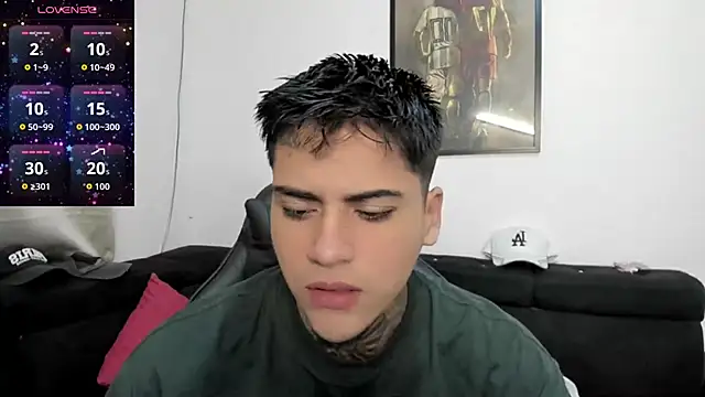 Snapshot of mad_maxxx2 chatting on September 2025 12:52:01 PM mad maxxx2 online show from September 2025 12:52:01 PM