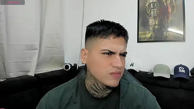 Snapshot of mad_maxxx2 chatting on October 2025 11:53:01 AM mad maxxx2 online show from October 2025 11:53:01 AM