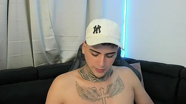 Snapshot of mad_maxxx2 chatting on February 2025 01:55:01 AM mad maxxx2 online show from February 2025 01:55:01 AM