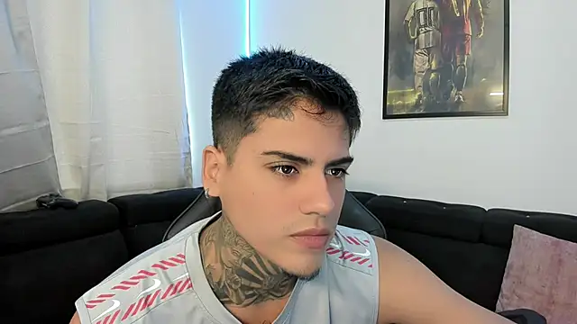 Snapshot of mad_maxxx2 chatting on February 2025 01:14:02 PM mad maxxx2 online show from February 2025 01:14:02 PM