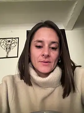 Alice milf  online show from April 2026 04:03:01 PM