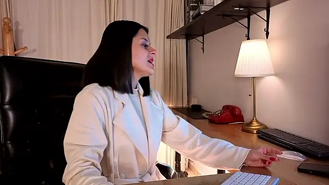 Snapshot of Alice_milf_ chatting on January 2026 11:13:01 AM Alice milf online show from January 2026 11:13:01 AM