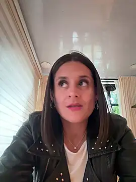 Snapshot of Alice_milf_ chatting on January 2026 08:56:01 PM Alice milf online show from January 2026 08:56:01 PM