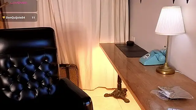 Snapshot of Alice_milf_ chatting on January 2026 11:16:02 AM Alice milf online show from January 2026 11:16:02 AM