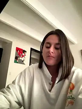 Snapshot of Alice_milf_ chatting on January 2026 04:32:02 PM Alice milf online show from January 2026 04:32:02 PM