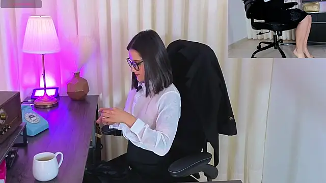 Alice milf  online show from April 2026 12:07:02 PM