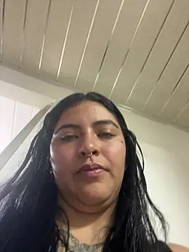  luna torres online show from March 2026 01:11:01 PM