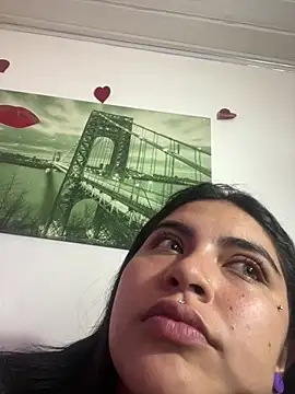  luna torres online show from May 2026 01:06:01 PM