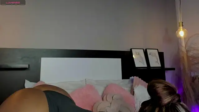 SaraaJhonsonn online show from February 2026 03:08:02 PM