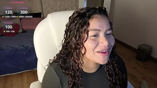 loly marce online show from February 2026 08:39:01 PM