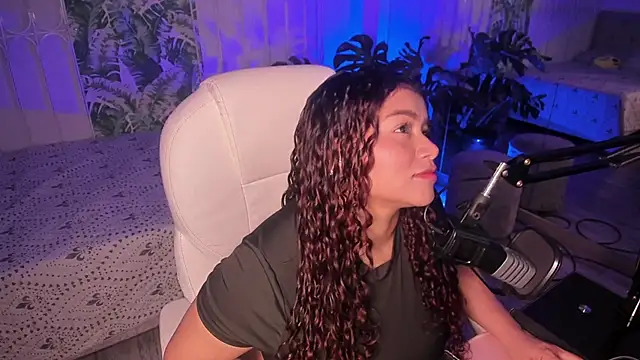 loly marce online show from March 2026 08:11:01 PM