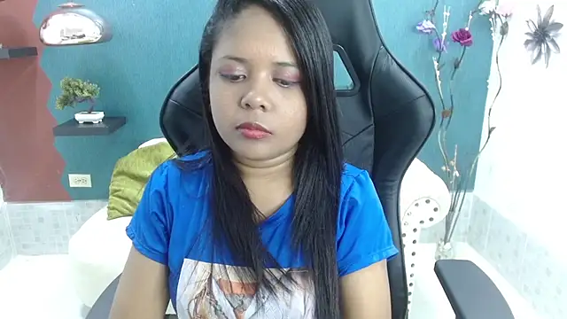 Melikasweetz online show from February 2025 05:26:02 PM