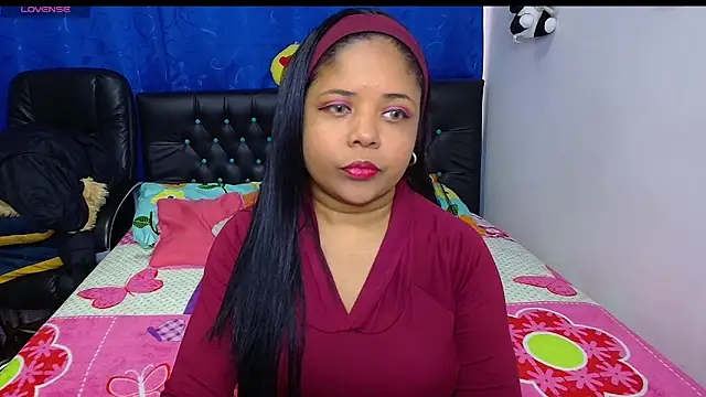 Melikasweetz online show from May 2026 03:41:02 PM