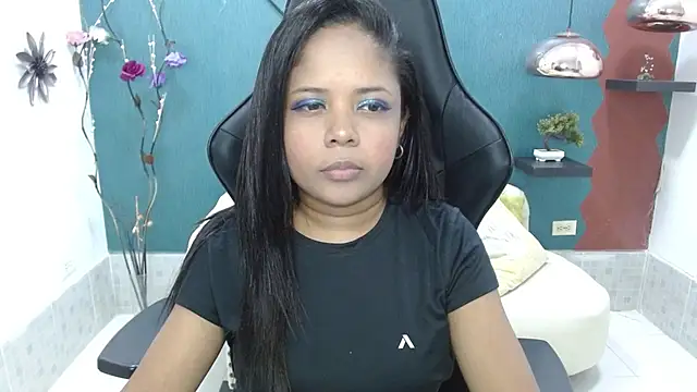 Melikasweetz online show from March 2025 05:23:01 PM