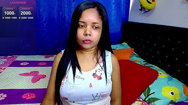 Melikasweetz online show from April 2026 04:54:02 PM