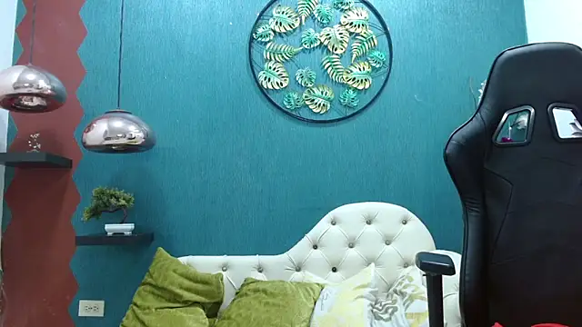 Melikasweetz online show from March 2025 08:14:01 PM