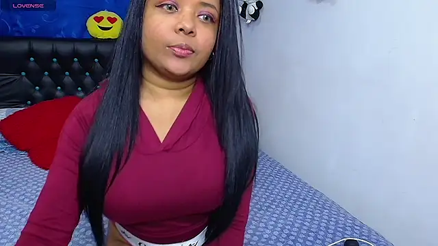 Melikasweetz online show from May 2026 03:37:02 PM