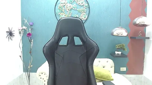 Melikasweetz online show from February 2025 11:53:01 PM