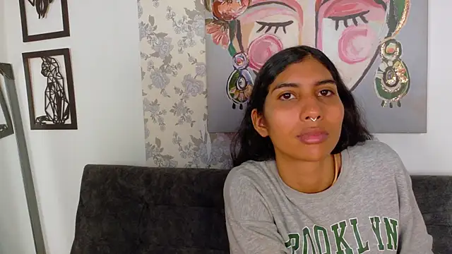 Snapshot of taty_miller chatting on November 2025 07:51:02 PM taty miller online show from November 2025 07:51:02 PM