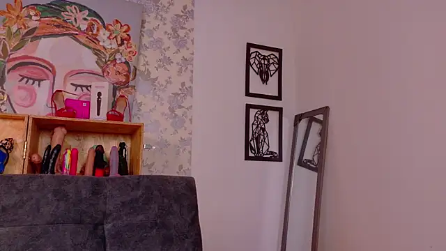 Snapshot of taty_miller chatting on November 2025 08:25:01 PM taty miller online show from November 2025 08:25:01 PM