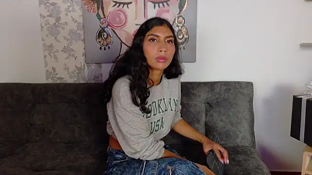 Snapshot of taty_miller chatting on November 2025 08:20:02 PM taty miller online show from November 2025 08:20:02 PM