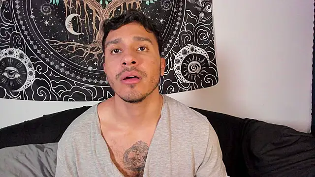 Snapshot of JayMarcos_ chatting on November 2025 10:35:01 PM JayMarcos online show from November 2025 10:35:01 PM