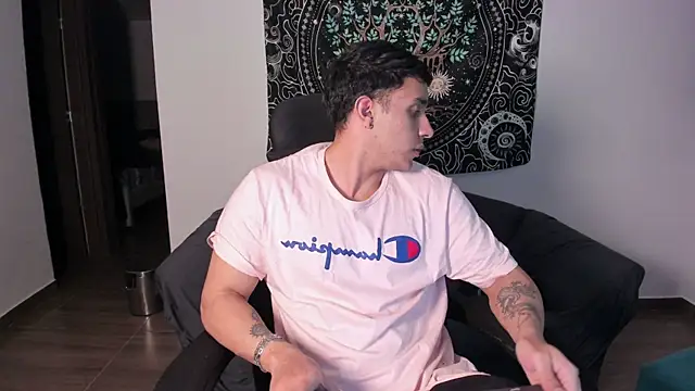 Snapshot of JayMarcos_ chatting on February 2025 04:37:02 AM JayMarcos online show from February 2025 04:37:02 AM