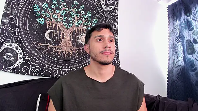 Snapshot of JayMarcos_ chatting on November 2025 06:22:02 PM JayMarcos online show from November 2025 06:22:02 PM