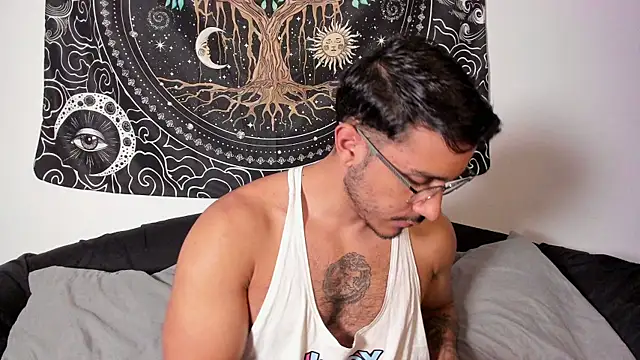 Snapshot of JayMarcos_ chatting on November 2025 01:39:02 AM JayMarcos online show from November 2025 01:39:02 AM