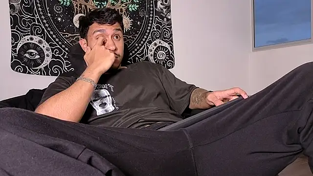 Snapshot of JayMarcos_ chatting on September 2025 10:59:02 PM JayMarcos online show from September 2025 10:59:02 PM