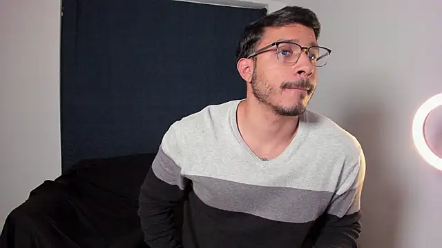 Snapshot of JayMarcos_ chatting on November 2025 11:05:01 PM JayMarcos online show from November 2025 11:05:01 PM