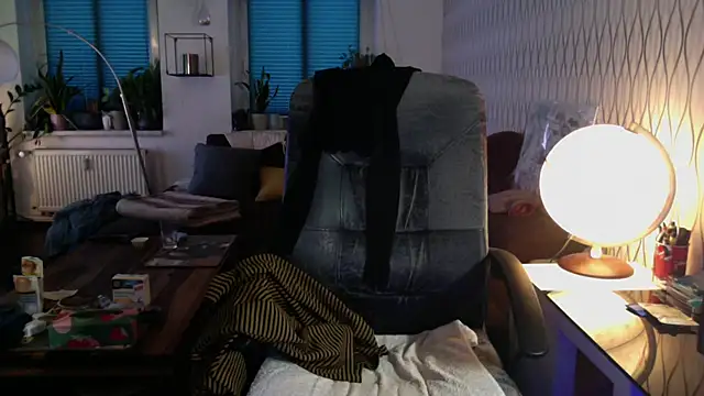 tomz0819 online show from July 2026 06:54:02 PM
