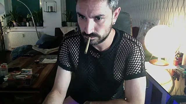 tomz0819 online show from July 2026 01:06:02 AM