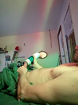 BigDDave6979 online show from February 2026 04:22:01 AM