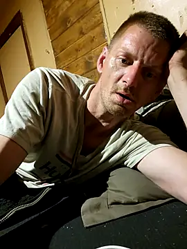 Snapshot of BigDDave6979 chatting on March 2025 01:48:01 AM BigDDave6979 online show from March 2025 01:48:01 AM