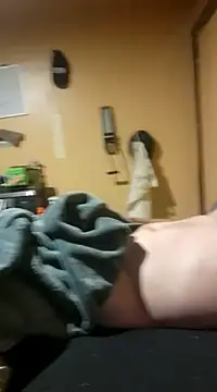 Snapshot of BigDDave6979 chatting on March 2025 02:57:02 AM BigDDave6979 online show from March 2025 02:57:02 AM