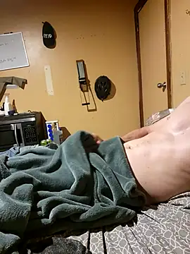 Snapshot of BigDDave6979 chatting on February 2025 06:35:01 AM BigDDave6979 online show from February 2025 06:35:01 AM